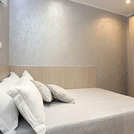 Adorasuite 2 Rome Bagian luar foto