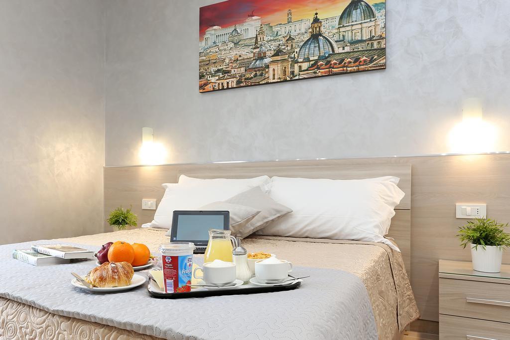 Adorasuite 2 Rome Bagian luar foto
