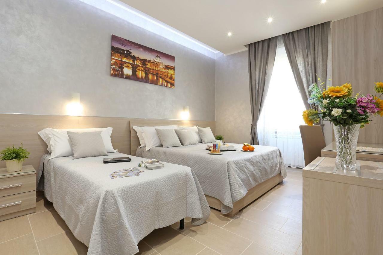 Adorasuite 2 Rome Bagian luar foto