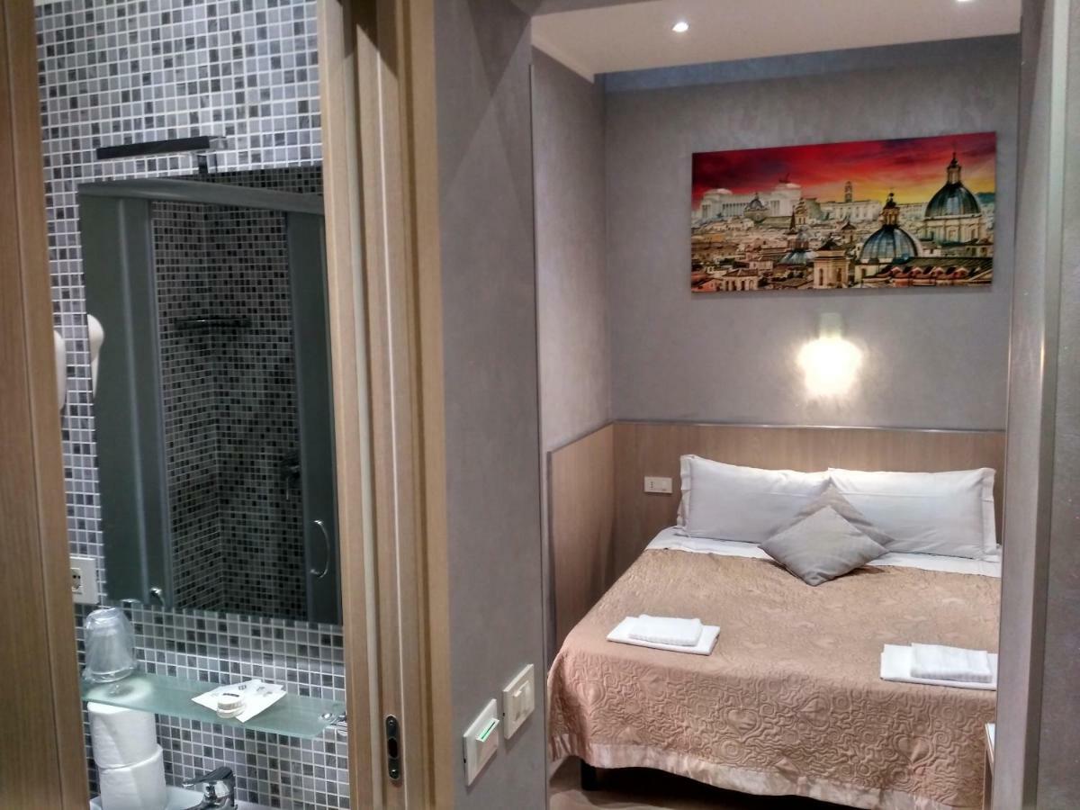 Adorasuite 2 Rome Bagian luar foto
